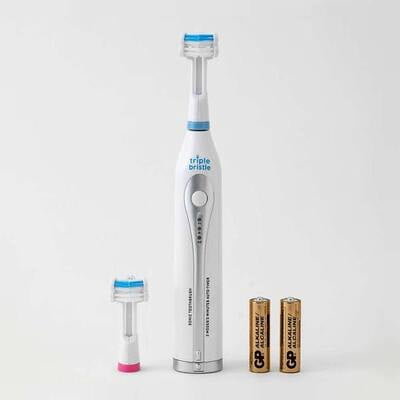 Cepillo de dientes de viaje con batería Triple Bristle ™ Sonic Go
